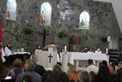 Missa de AÃ§Ã£o de GraÃ§as em louvor ao Bom Jesus em Campo Mendes foi presidida pelo Padre Paulo 